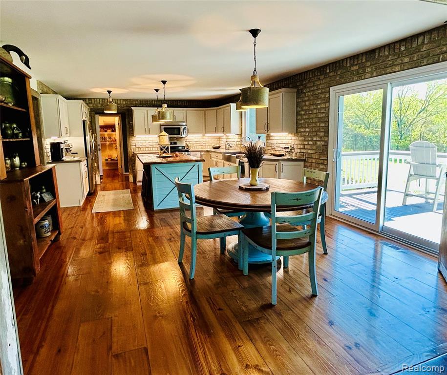 6060 Challis Road, Brighton, MI 48116 — Photo 40