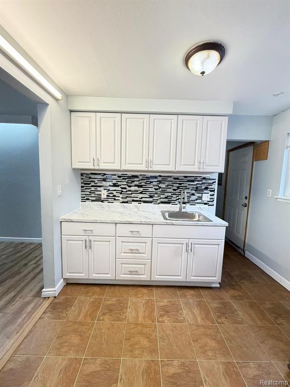 6130 Whitefield Street, Dearborn Heights, MI 48127 — Photo 8