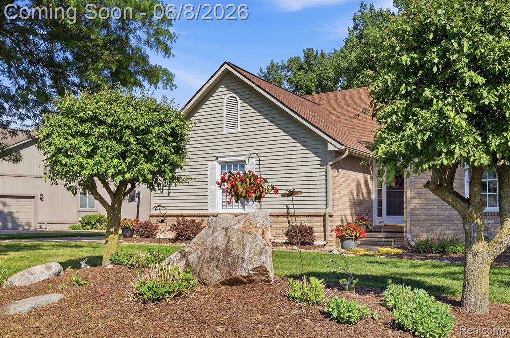 6153 Pine Creek Court, Grand Blanc, MI 48439 — Photo 54