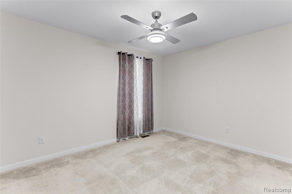 6409 S Trailwoods Drive, Ann Arbor, MI 48103 — Photo 33