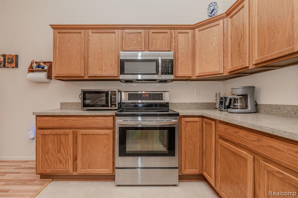 1853 Wexford Circle, Ypsilanti, MI 48198 — Photo 9