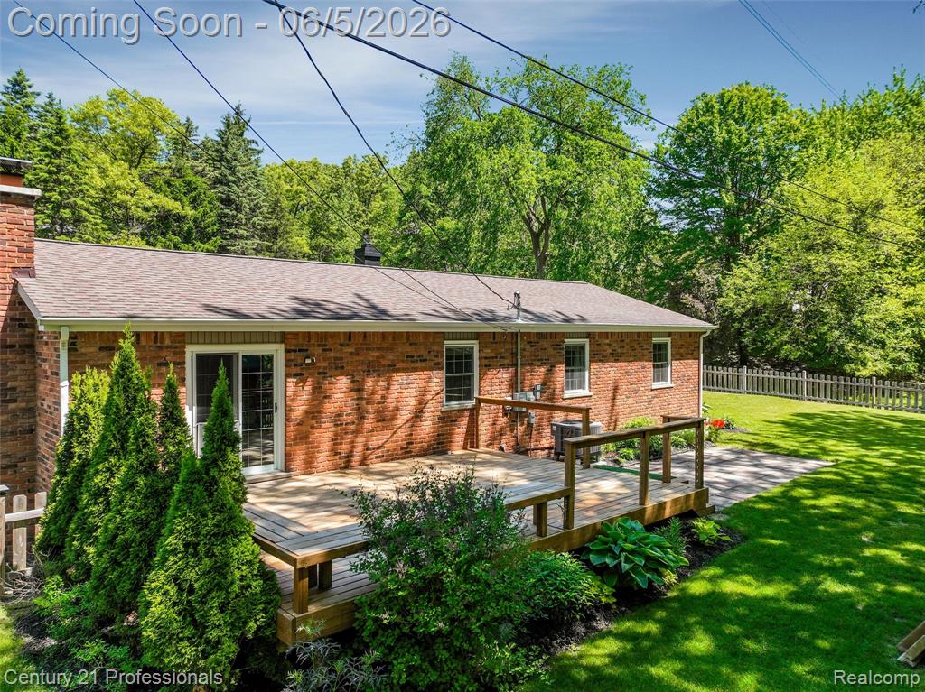 4921 Huron Drive, Clarkston, MI 48348 — Photo 46