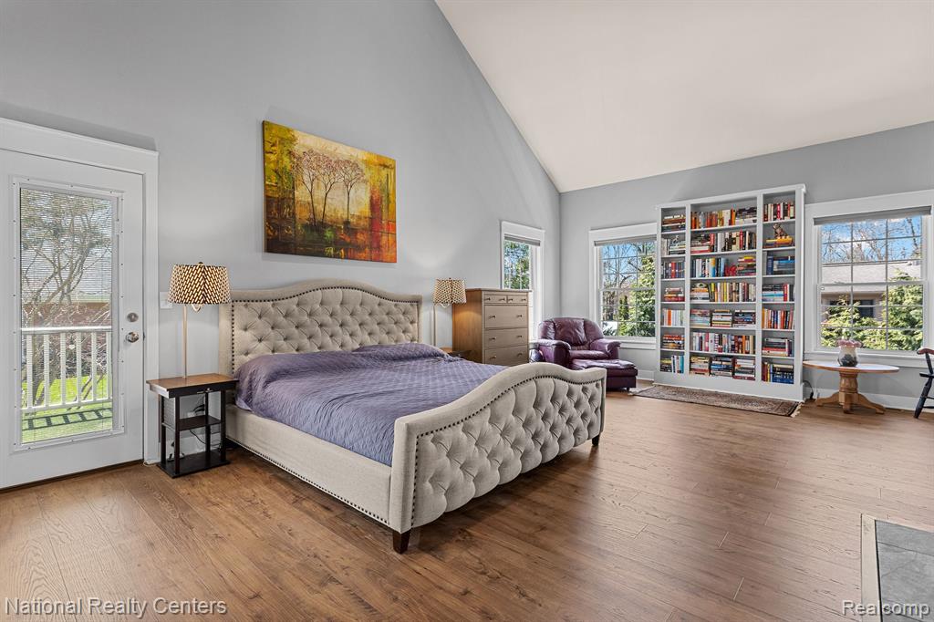 3706 Lakeview Boulevard, Orchard Lake Village, MI 48324 — Photo 15
