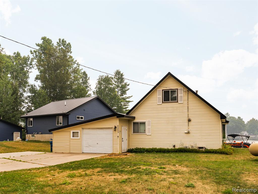 6559 Circle Drive, Harrison, MI 48625 — Photo 32