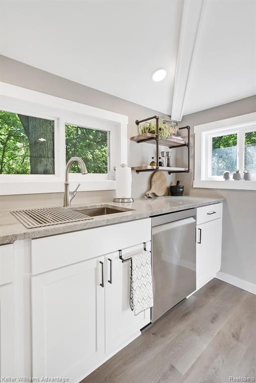 7466 LONGWORTH Drive, Brighton, MI 48116 — Photo 11
