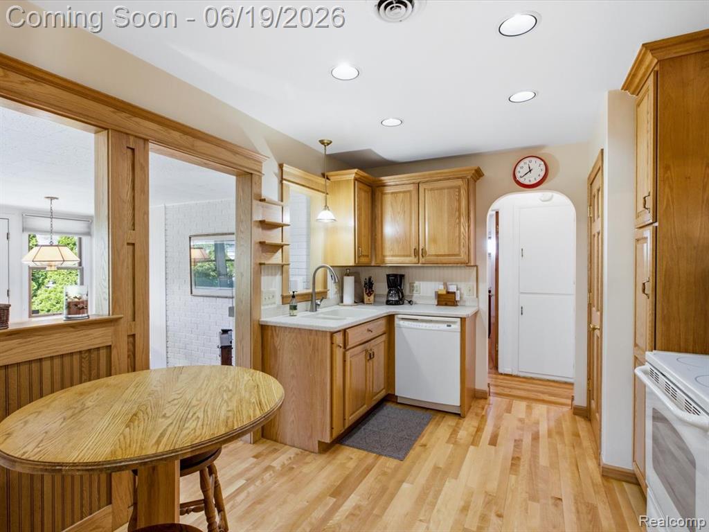 3431 Sherman Court, Port Huron, MI 48060 — Photo 12