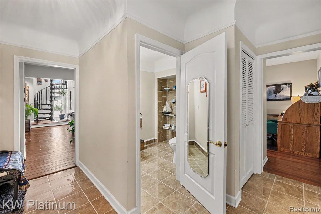 9577 Dixie Highway, Ira, MI — Photo 17