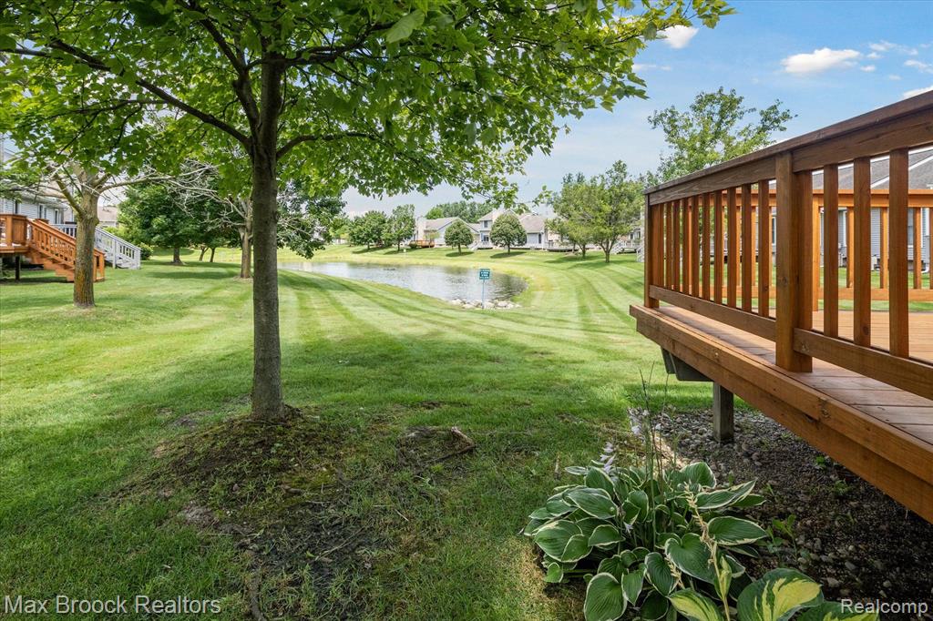 7364 GREEN MEADOW Lane, Canton, MI 48187 — Photo 38