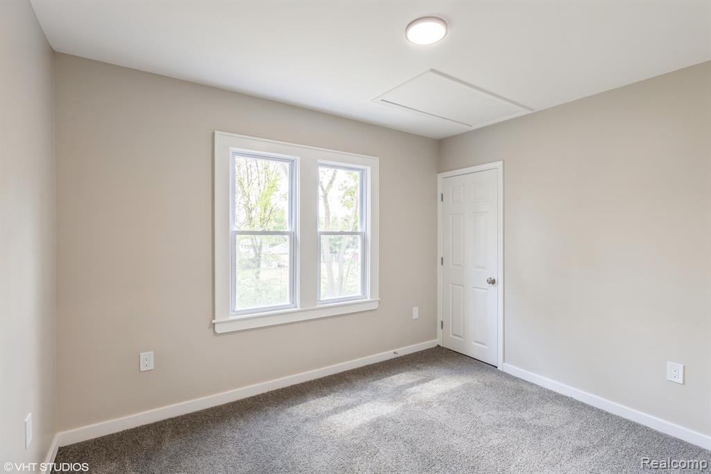 8843 BURNETTE Street, Detroit, MI 48204 — Photo 13