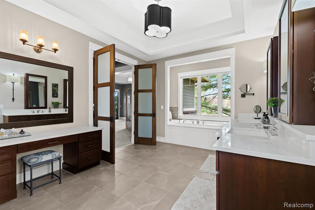 5744 WYNDAM Lane, Brighton, MI 48116 — Photo 19