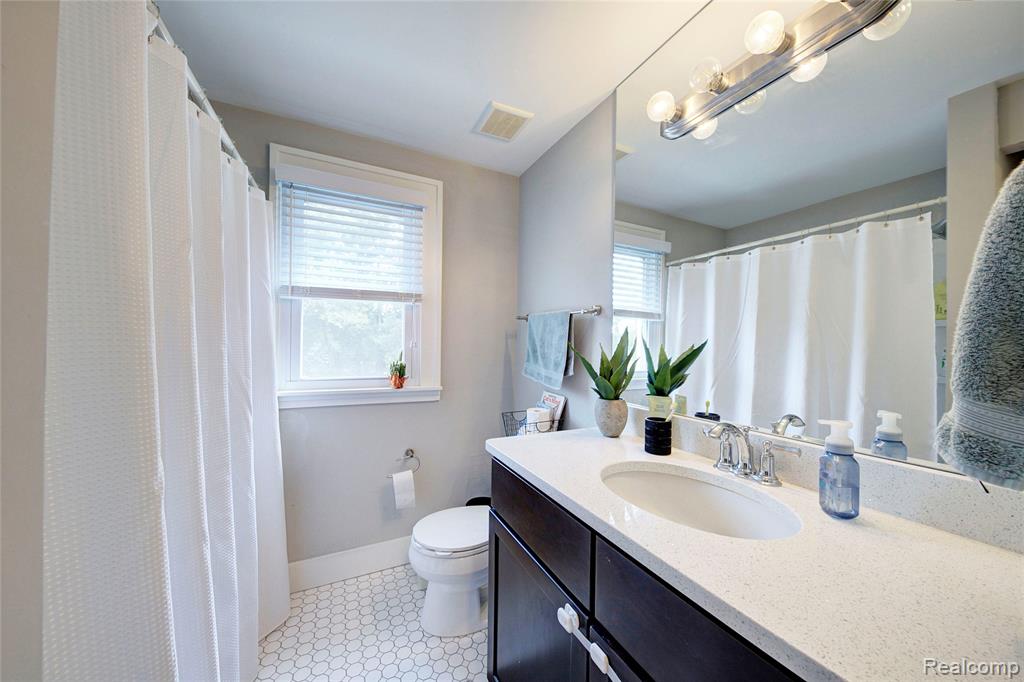 478 E Breckenridge Street, Ferndale, MI 48220 — Photo 27