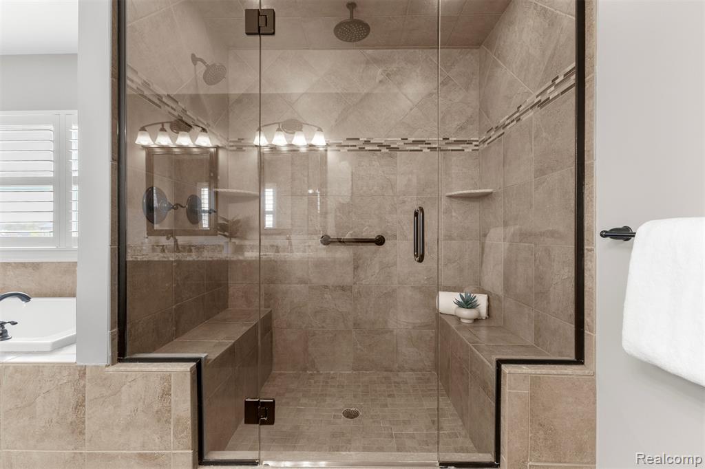 8439 Boulder Shores Drive, South Lyon, MI 48178 — Photo 51