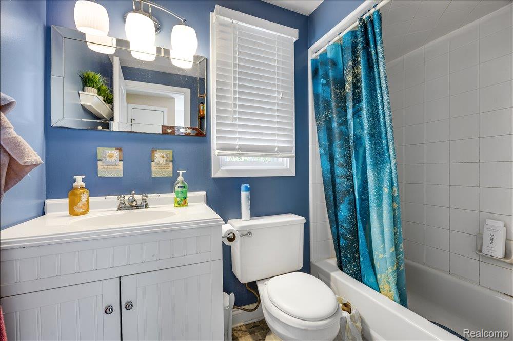 8790 Oakside Avenue, Commerce Twp, MI 48382 — Photo 26
