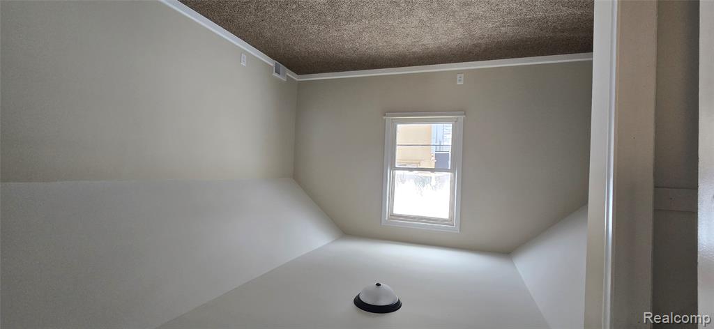 5643 Gilman Street, Garden City, MI — Photo 16