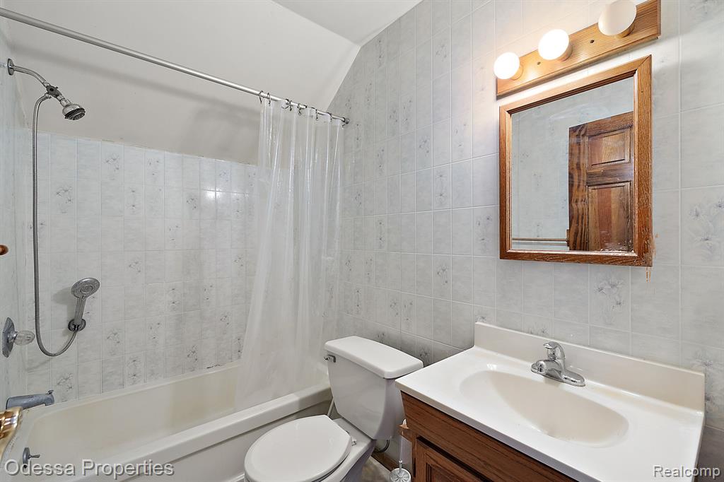 7525 22 MILE Road, Shelby Twp, MI 48317 — Photo 52