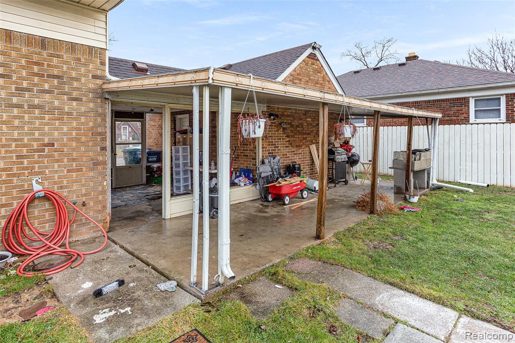 940 Stewart Avenue, Lincoln Park, MI 48146 — Photo 25