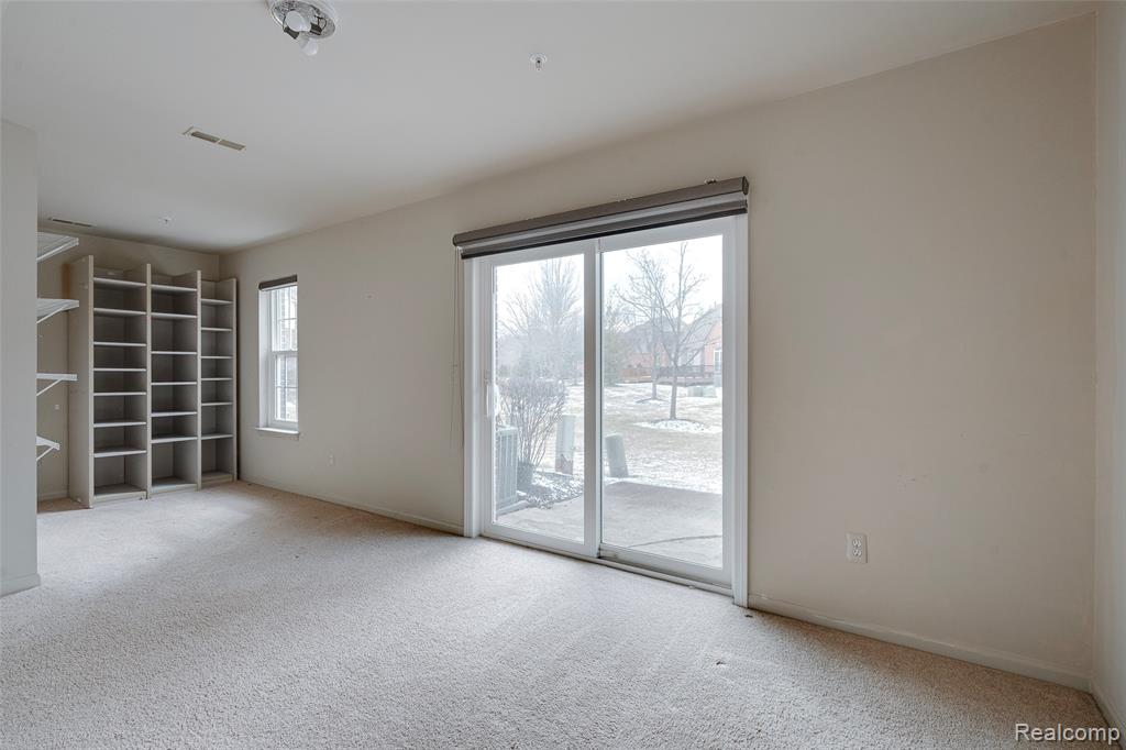 432 CHERRY ORCHARD Road, Canton, MI 48188 — Photo 36
