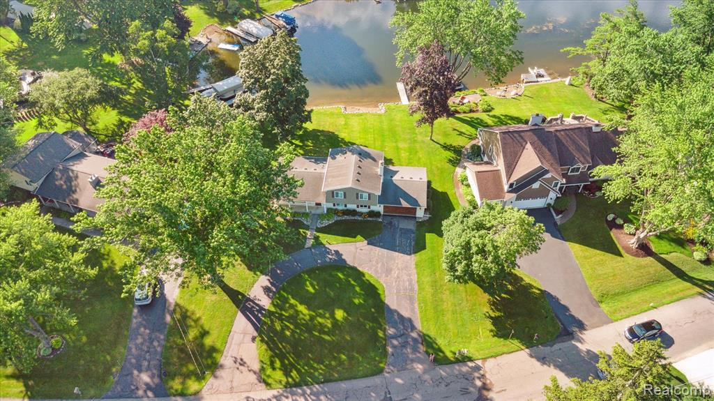 5100 Surfwood Drive, Commerce Twp, MI 48382 — Photo 47