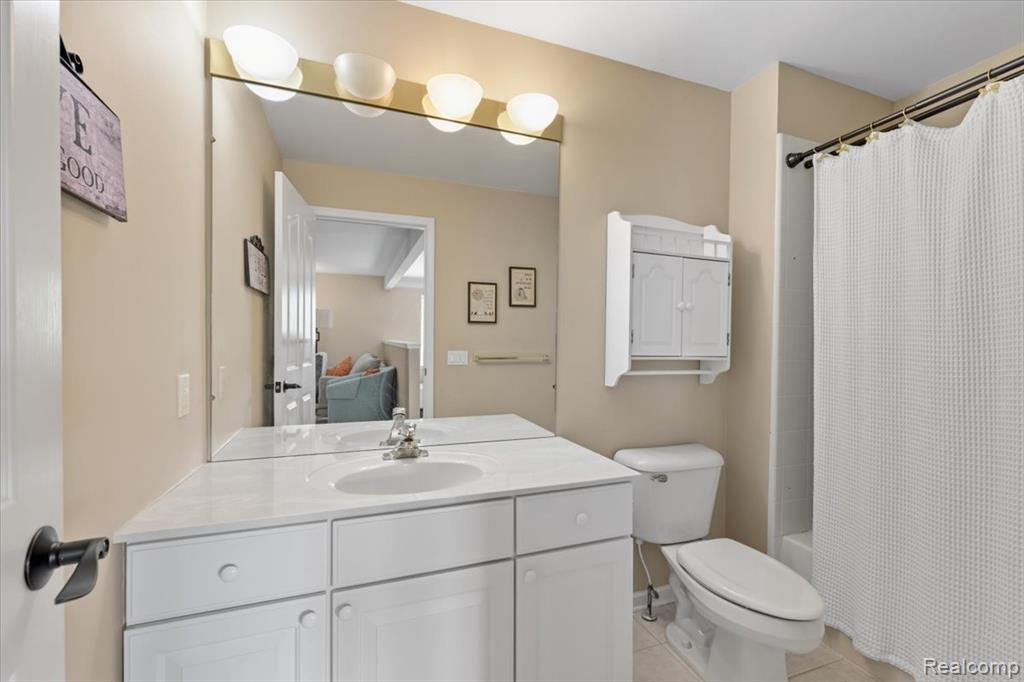 51184 Northview, Plymouth, MI 48170 — Photo 30