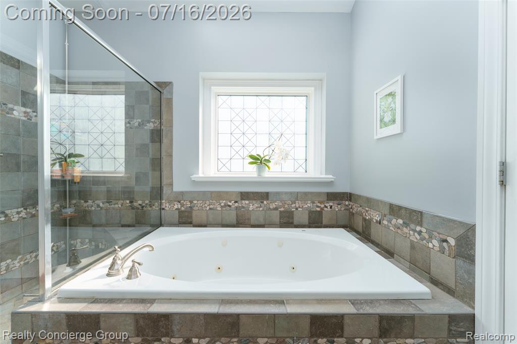 16366 Carrie Lane, Fenton, MI 48430 — Photo 23