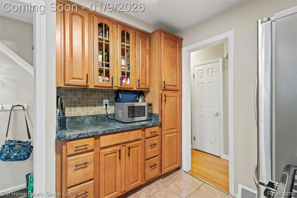 1660 Princeton Road, Berkley, MI 48072 — Photo 8