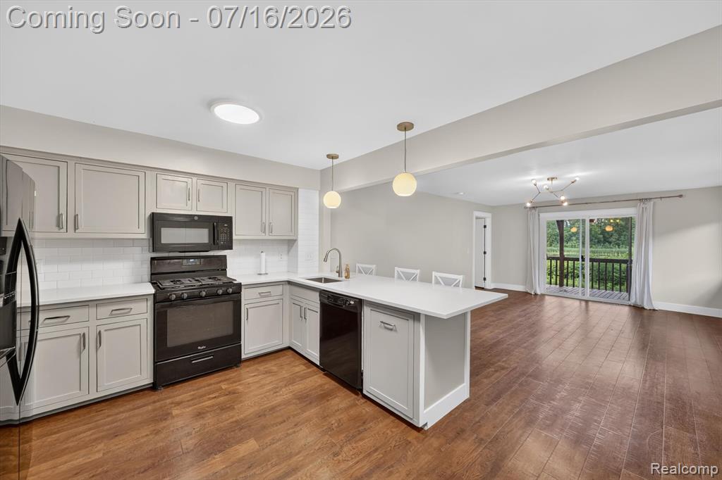 891 Devonshire Boulevard, Brighton, MI 48116 — Photo 11