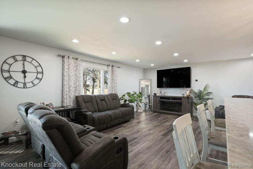 8900 BRAY Road, Vassar, MI 48768 — Photo 10