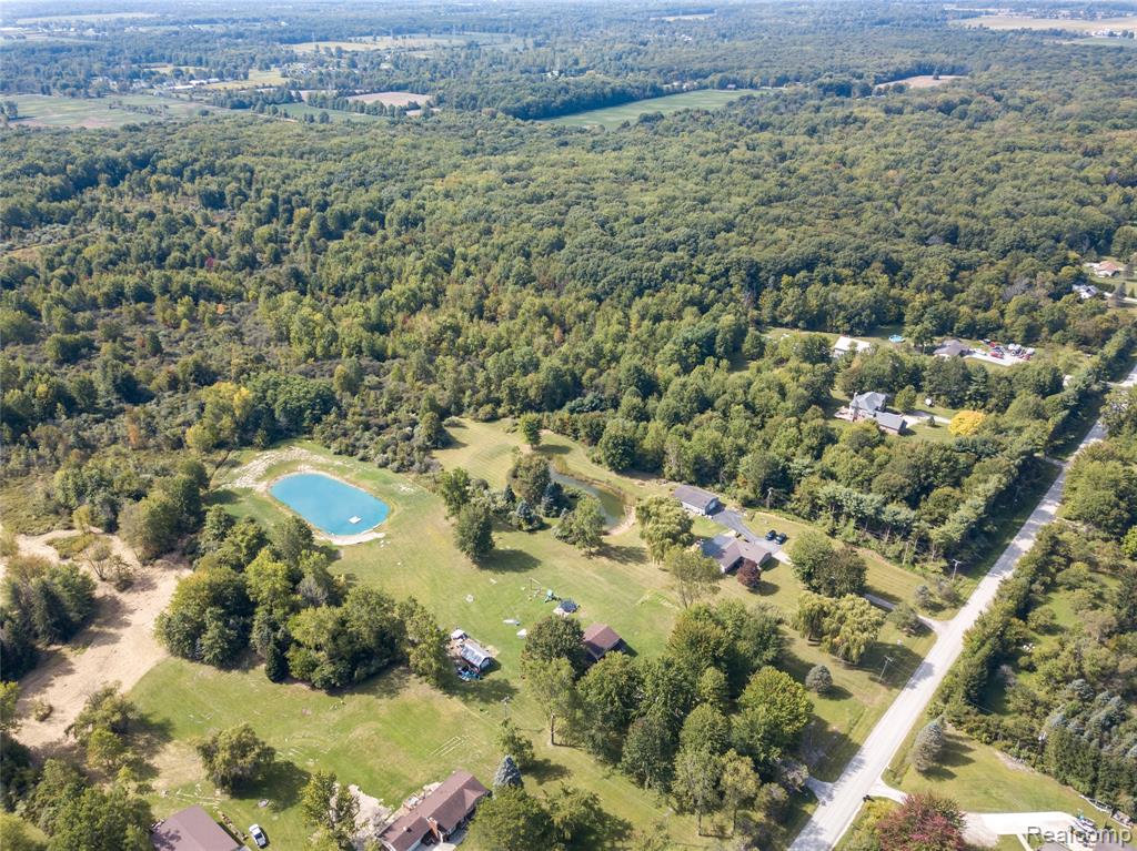 8145 Lindsey Road, Casco, MI 48064 — Photo 54