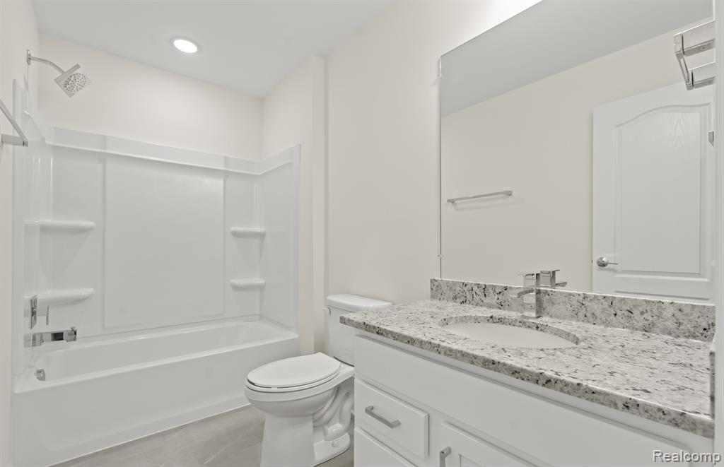 42846 Atwood Avenue, Novi, MI — Photo 28