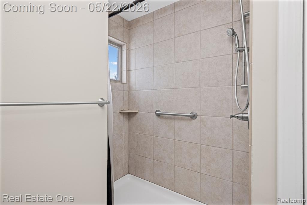 9136 Buckingham Street, White Lake, MI — Photo 34