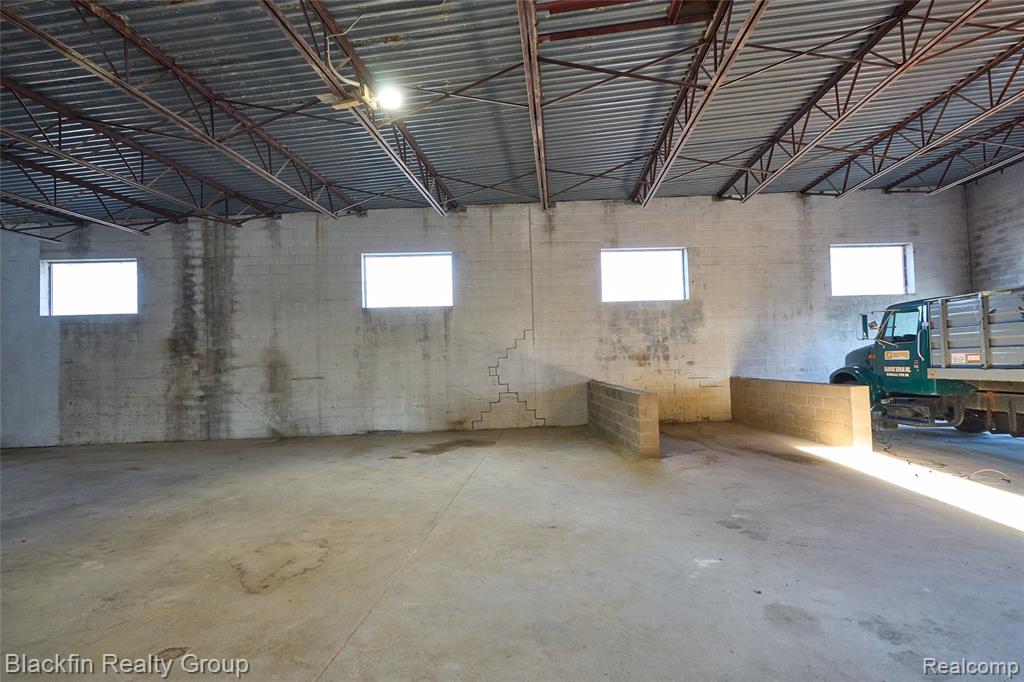 15410 Harper Avenue, Detroit, MI 48224 — Photo 32