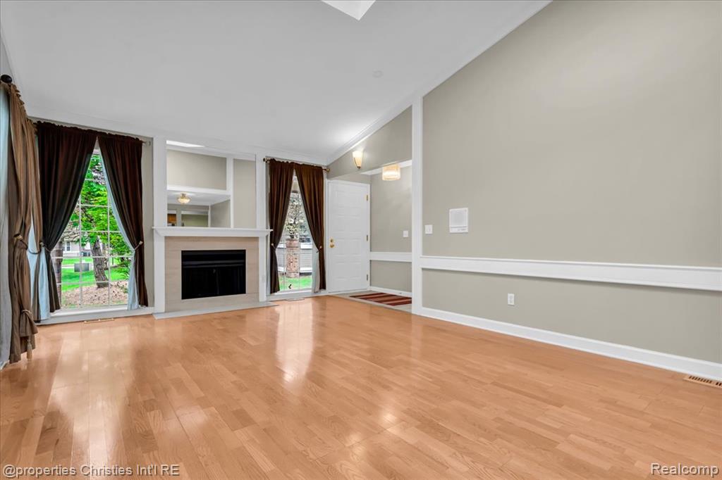 6651 Hearthside Court, West Bloomfield, MI — Photo 5