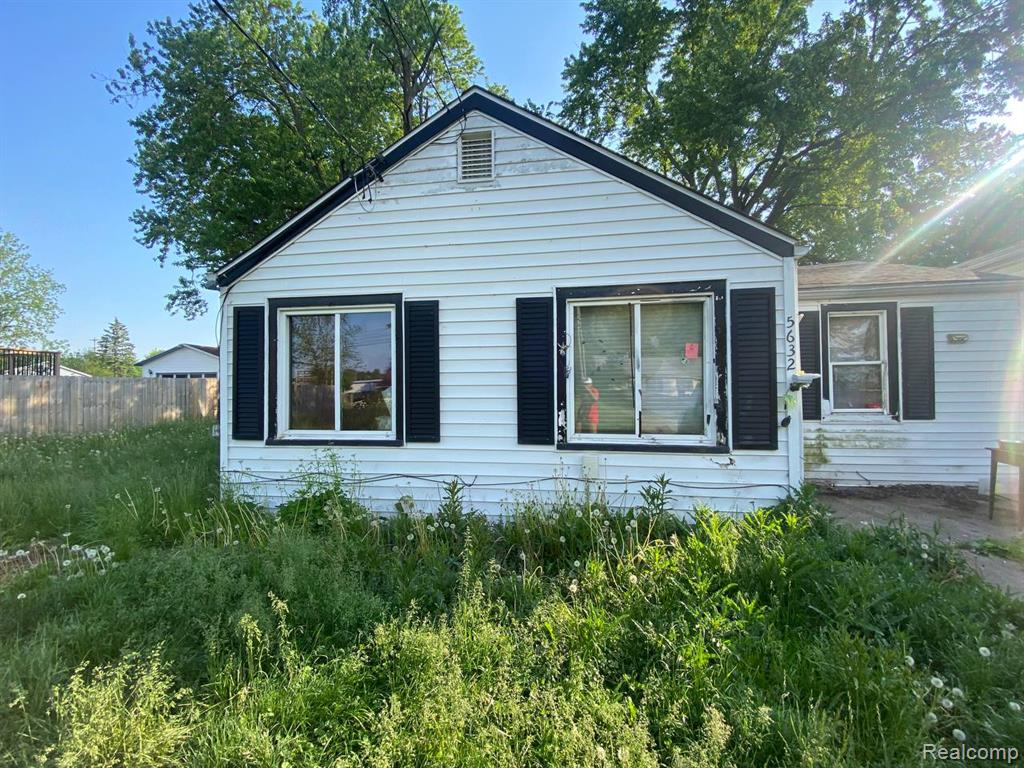 5632 Hughes Road, Lansing, MI 48911 — Photo 3