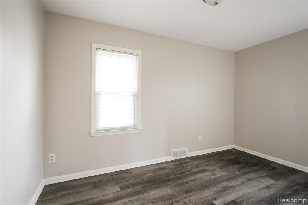 17136 Birchcrest Drive, Detroit, MI 48221 — Photo 9