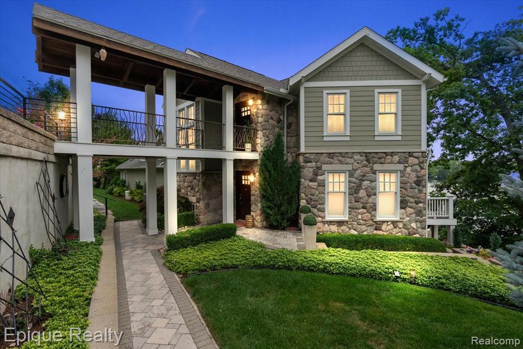 791 Central Drive, Lake Orion, MI 48362