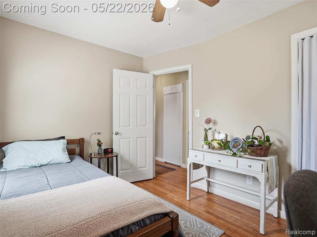 504 E Hudson Avenue, Madison Heights, MI 48071 — Photo 18