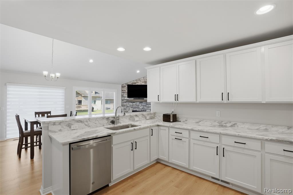 33806 Au Sable Drive, 38, New Baltimore, MI 48047 — Photo 14