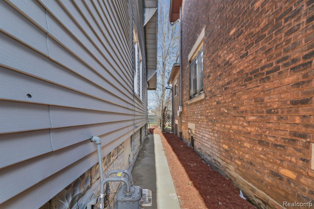 1532 Woodmere Street, Detroit, MI 48209 — Photo 18