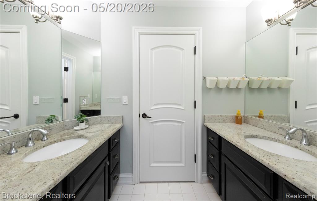 2157 CANTERWOOD, Highland, MI — Photo 54