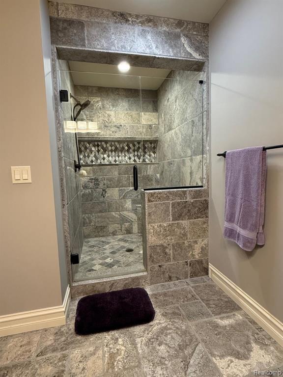8146 Cotswold Lane, Clawson, MI 48348 — Photo 32