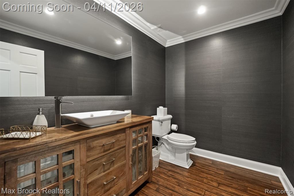 5190 Clarendon Crest Street, Bloomfield Hills, MI, 48302