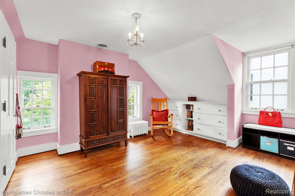 928 Poppleton Street, Birmingham, MI 48009 — Photo 33