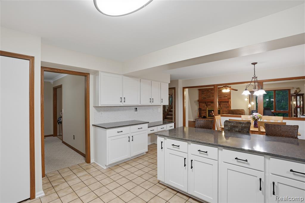 68345 Romeo Plank Road, Ray, MI — Photo 18