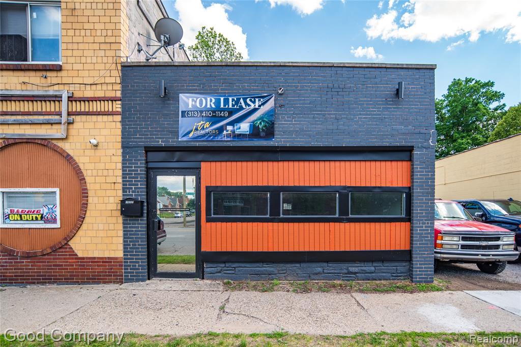 10305 W McNichols Road