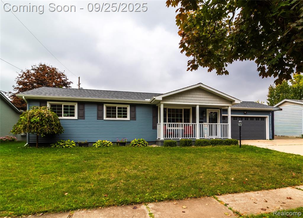 926 Meadow Drive, Davison, MI 48423 — front exterior