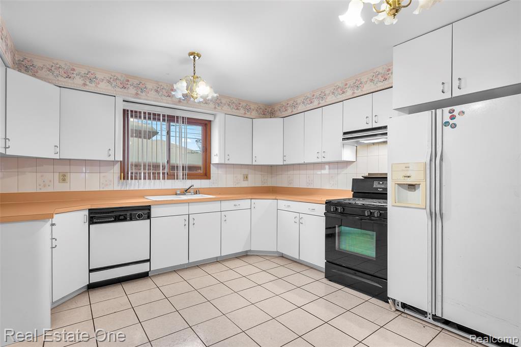 7000 Steadman Street, Dearborn, MI 48126 — Photo 22