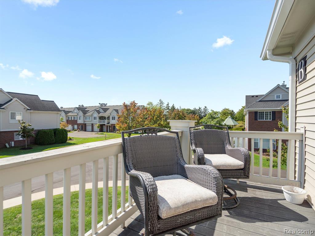 23050 FAIRLANE Boulevard, B 16, Woodhaven, MI 48183 — Photo 21
