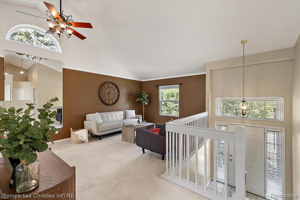 6873 Fox Lane, Waterford, MI 48327 — Photo 12