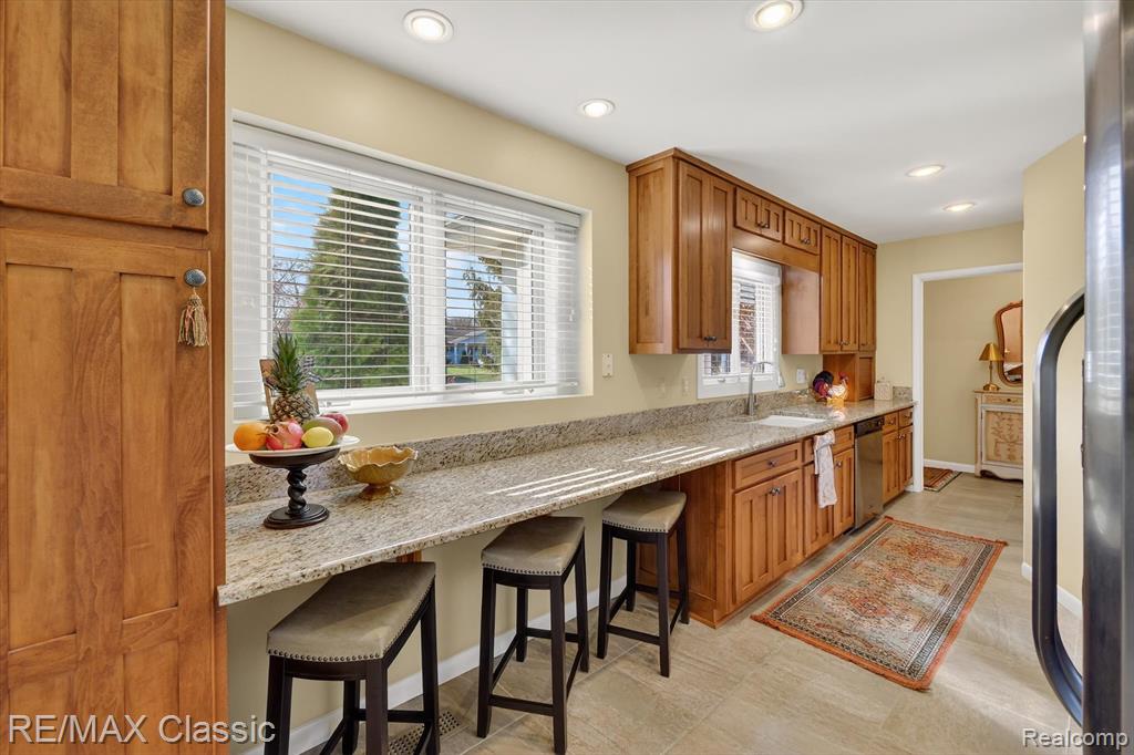 4731 Pickering Road, Bloomfield Hills, MI 48301 — Photo 22