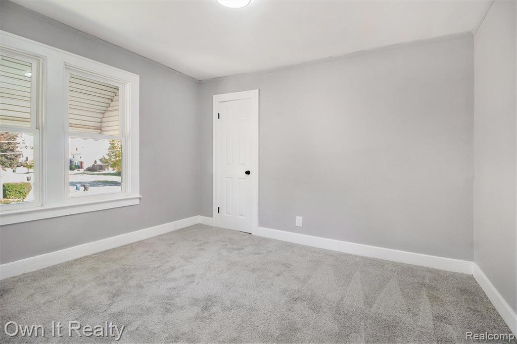 8155 Appoline Street, Detroit, MI 48228 — Photo 15